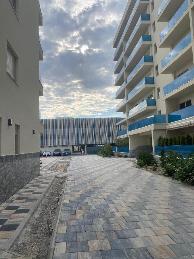 Matteo 2 Apartments Marina Surf Residence, Mamaia Nord - Navodari,1 Vedere Frontala,2 Cu Vedere Laterala La Mare Exterior foto
